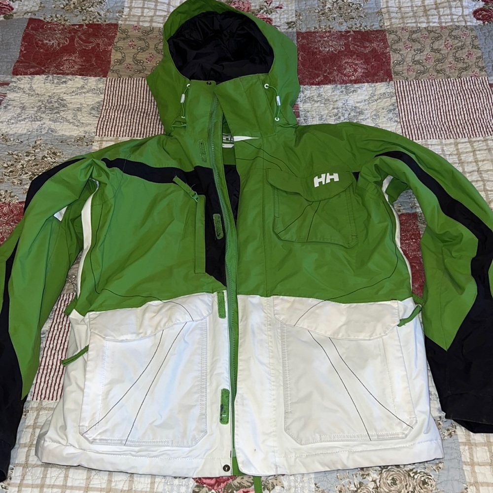 Helly Hansen ski coat jacket green white black small